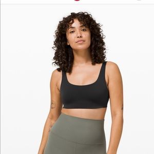 Lululemon US 2 In Alignment black strap bra light support back hooks